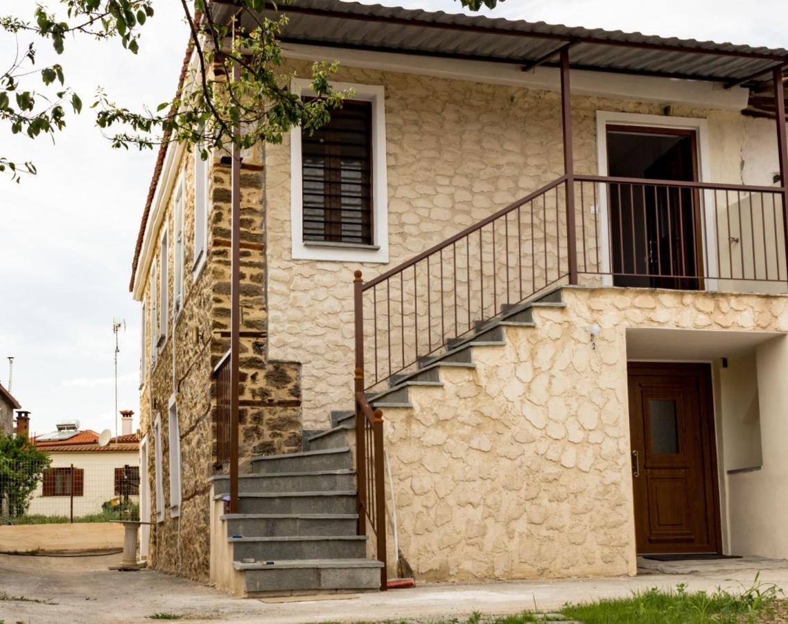 Marianthi's Stone House Hébergement de vacances *